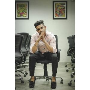 Meet your Posher, Siddarth